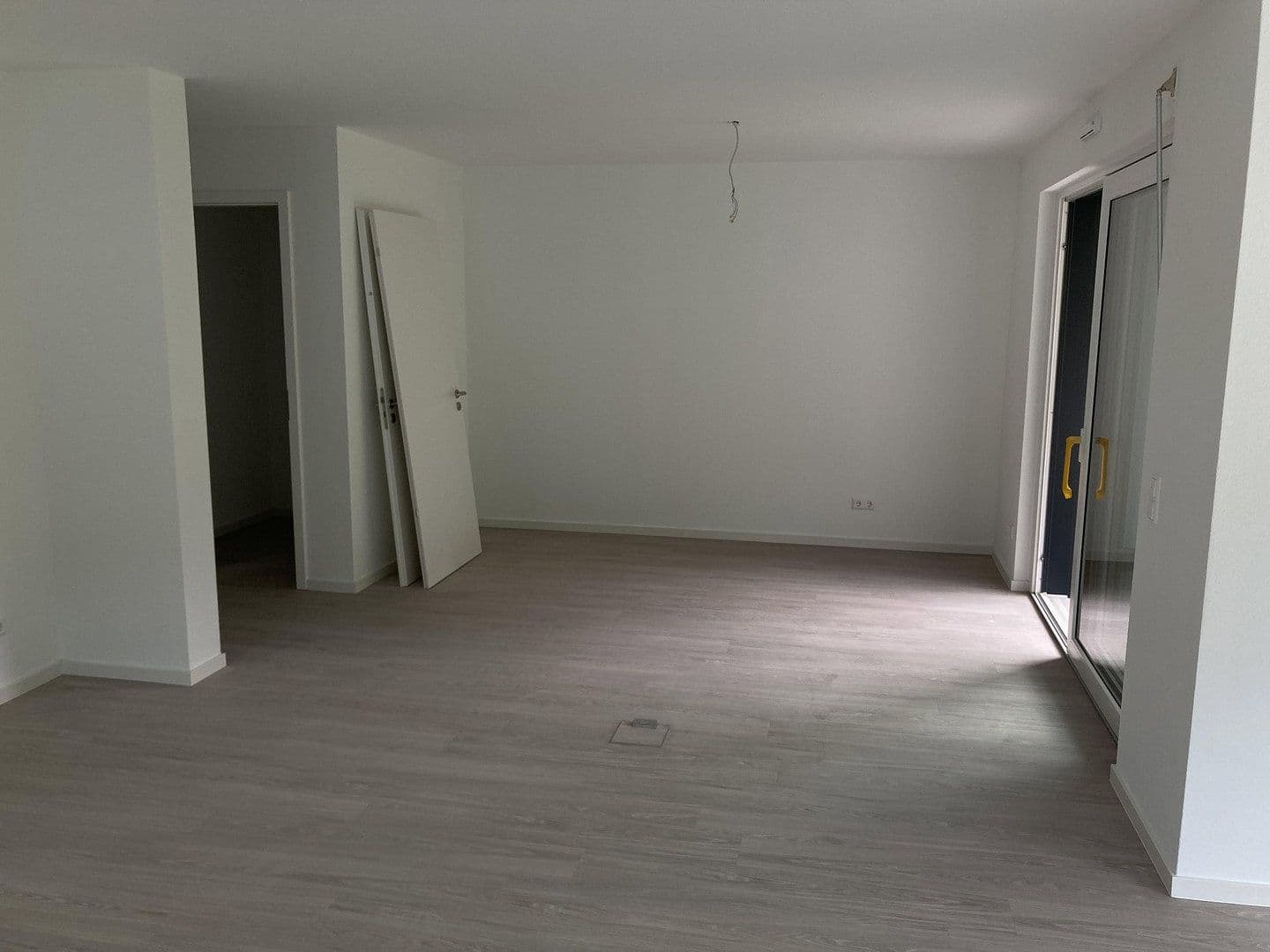Predaj bytu 3-izbový 92 m², Calw, Bádensko-Wurttembersko Predaj bytu 3-izbový 92 m², Calw, Bádensko-Wurttembersko