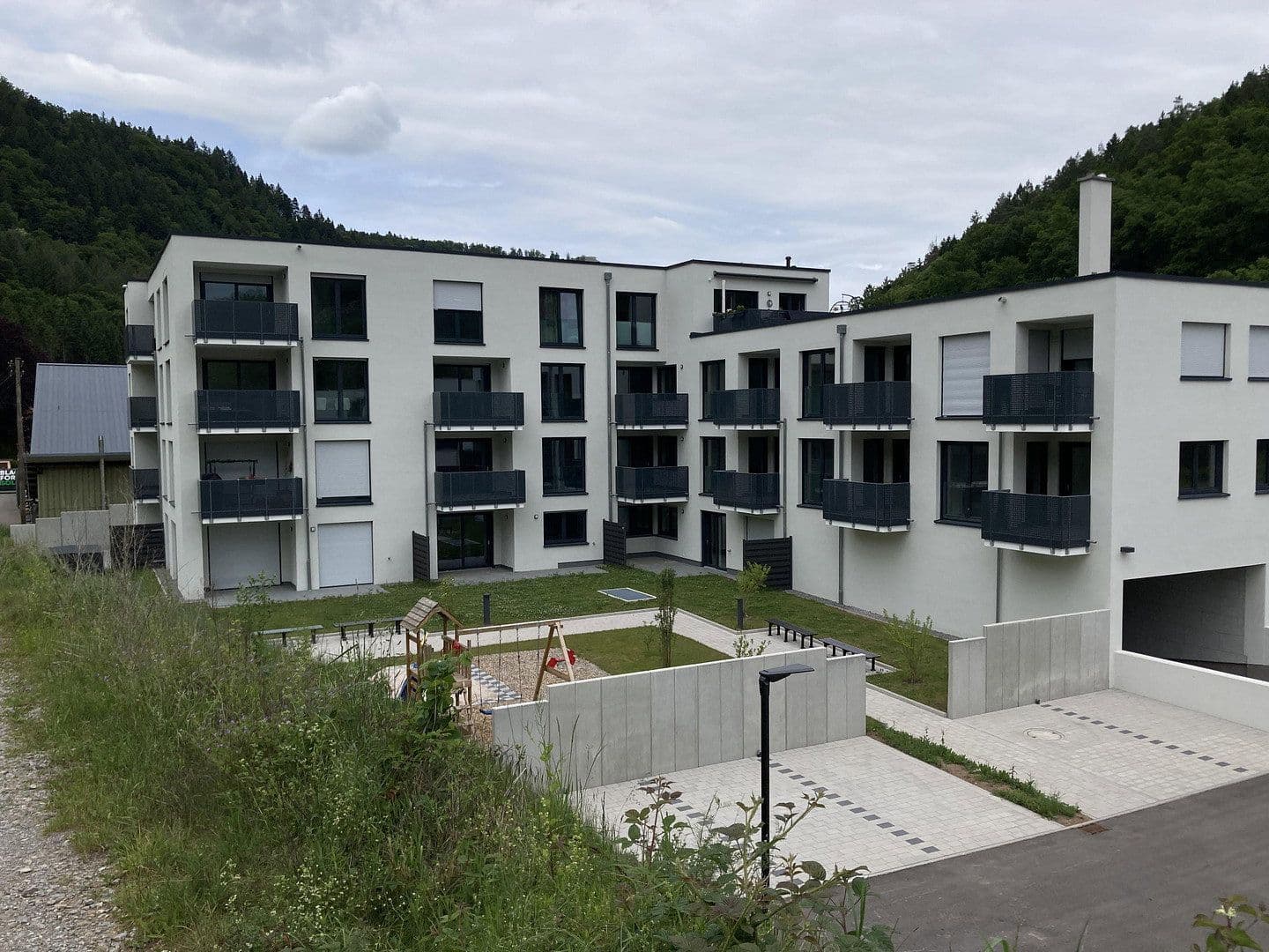Predaj bytu 3-izbový 92 m², Calw, Bádensko-Wurttembersko Predaj bytu 3-izbový 92 m², Calw, Bádensko-Wurttembersko