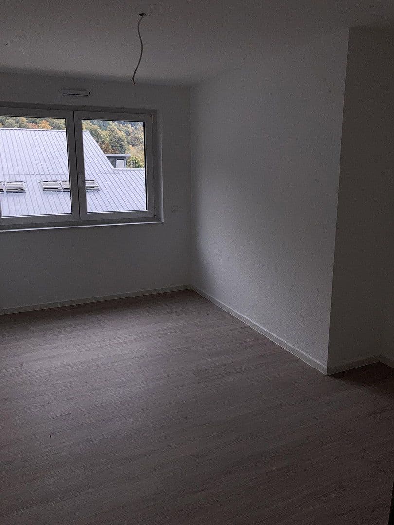 Predaj bytu 3-izbový 92 m², Calw, Bádensko-Wurttembersko Predaj bytu 3-izbový 92 m², Calw, Bádensko-Wurttembersko