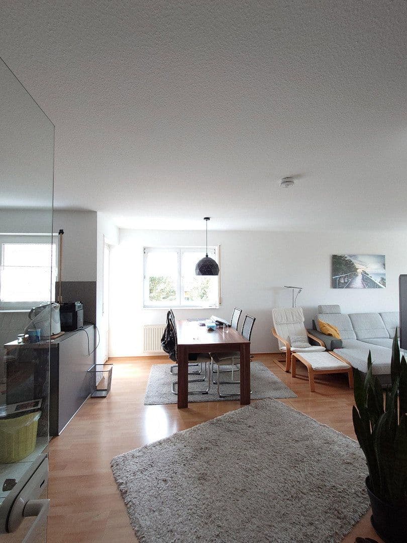 Prenájom bytu 3-izbový 87 m², An der Linde 7, Florstadt, Hesensko Prenájom bytu 3-izbový 87 m², An der Linde 7, Florstadt, Hesensko