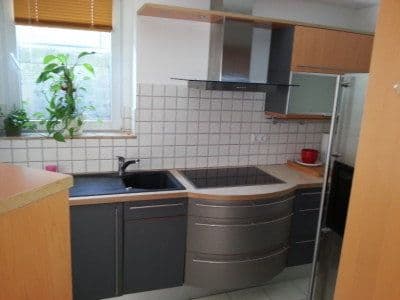 Prenájom bytu 4-izbový 160 m², Berlin, Berlín Prenájom bytu 4-izbový 160 m², Berlin, Berlín