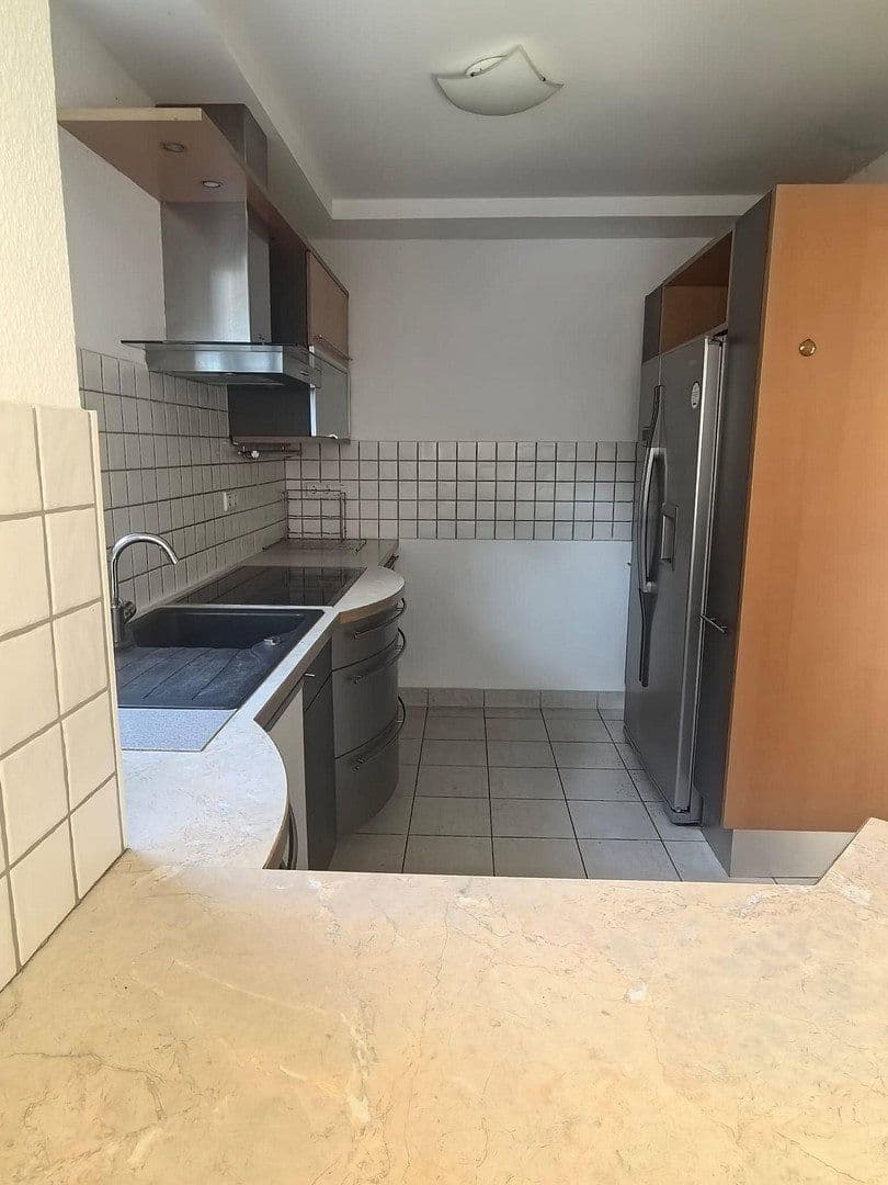 Prenájom bytu 4-izbový 160 m², Berlin, Berlín Prenájom bytu 4-izbový 160 m², Berlin, Berlín