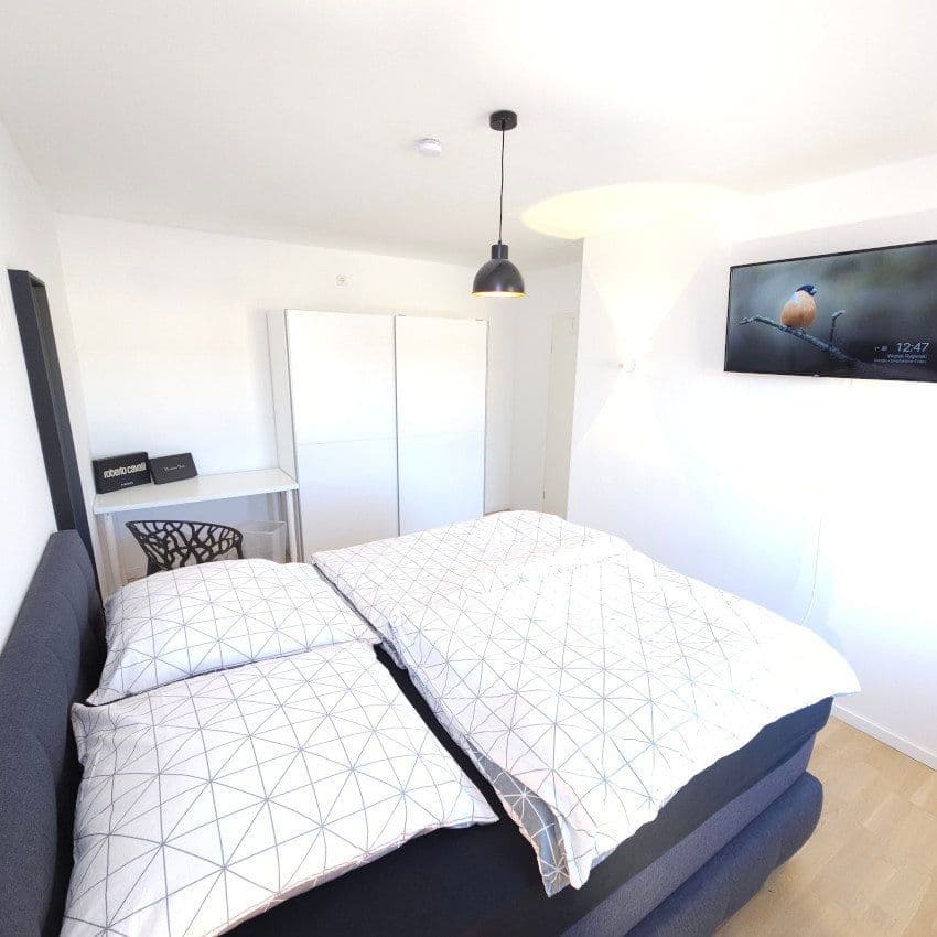 Prenájom bytu 3-izbový 75 m², München, Bavorsko Prenájom bytu 3-izbový 75 m², München, Bavorsko