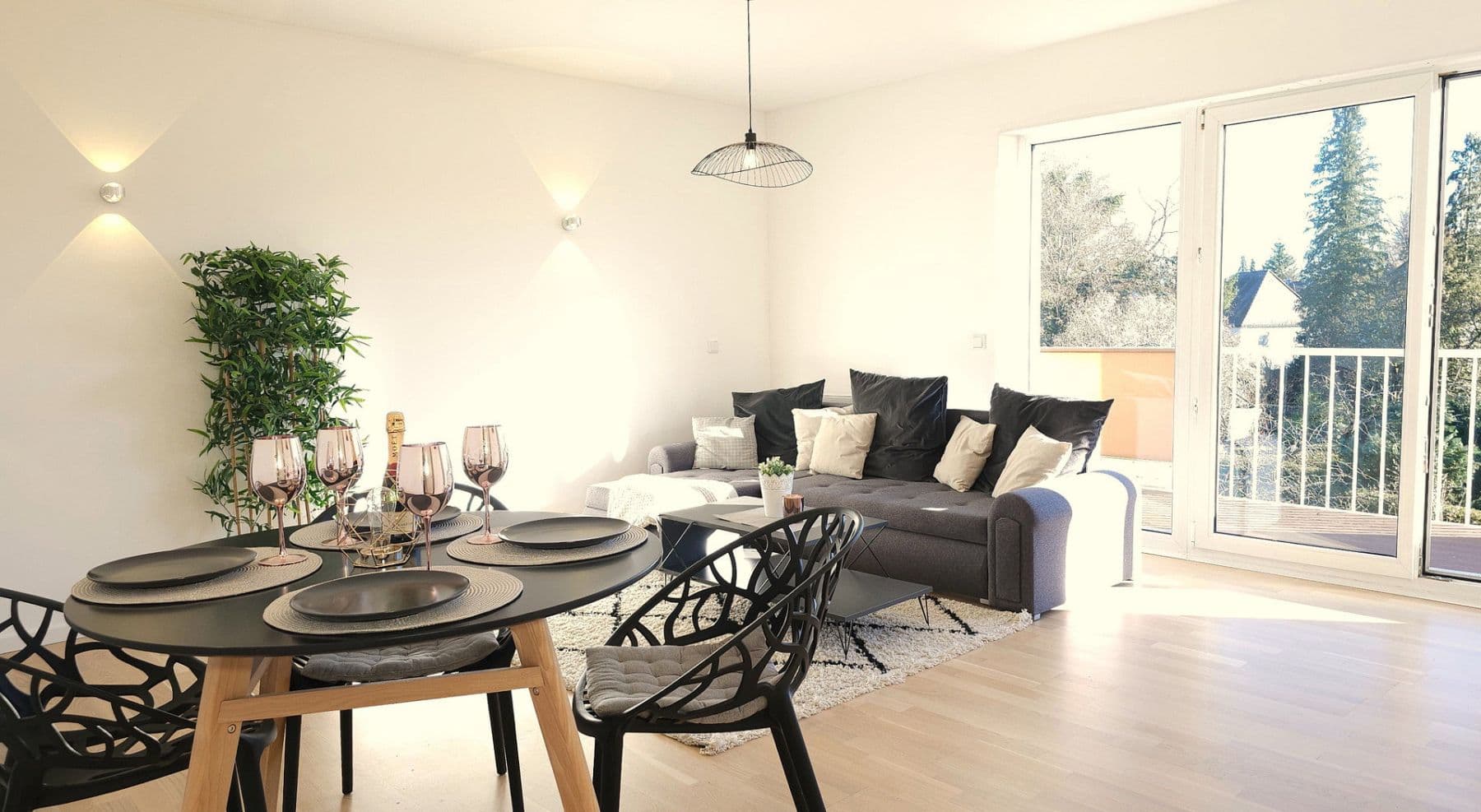 Prenájom bytu 3-izbový 75 m², München, Bavorsko Prenájom bytu 3-izbový 75 m², München, Bavorsko