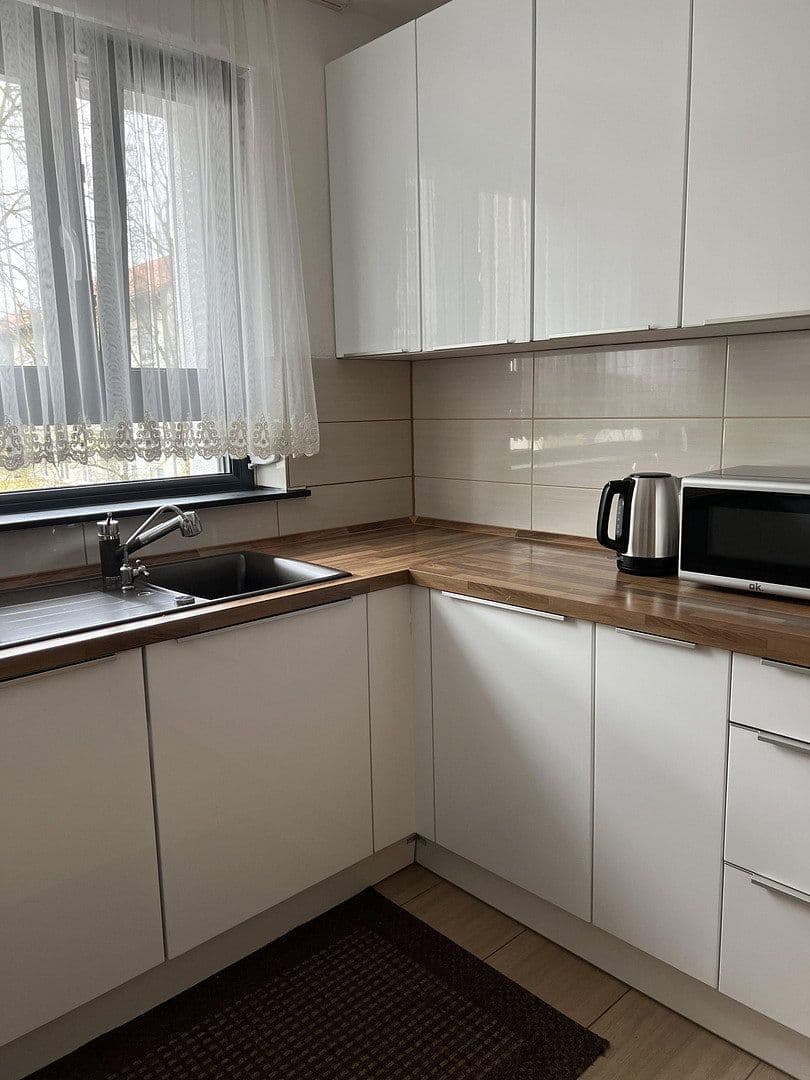 Prenájom bytu 4-izbový 98 m², Köllestraße 25, Ulm, Bádensko-Wurttembersko Prenájom bytu 4-izbový 98 m², Köllestraße 25, Ulm, Bádensko-Wurttembersko