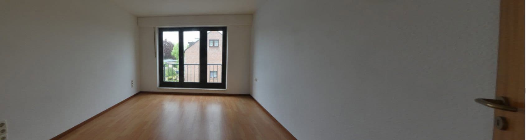 Prenájom bytu 3-izbový 100 m², Theodor-Heuss-Str. 56, Erkelenz, Severné Porýnie - Westfálsko Prenájom bytu 3-izbový 100 m², Theodor-Heuss-Str. 56, Erkelenz, Severné Porýnie - Westfálsko