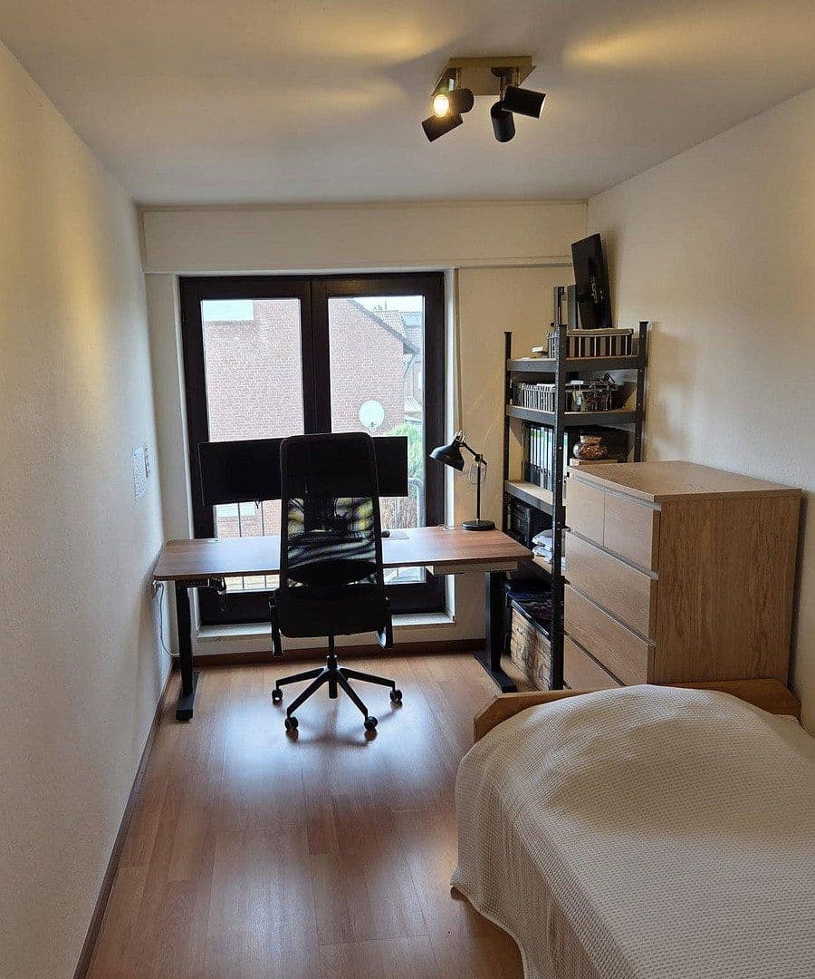 Prenájom bytu 3-izbový 100 m², Theodor-Heuss-Str. 56, Erkelenz, Severné Porýnie - Westfálsko Prenájom bytu 3-izbový 100 m², Theodor-Heuss-Str. 56, Erkelenz, Severné Porýnie - Westfálsko
