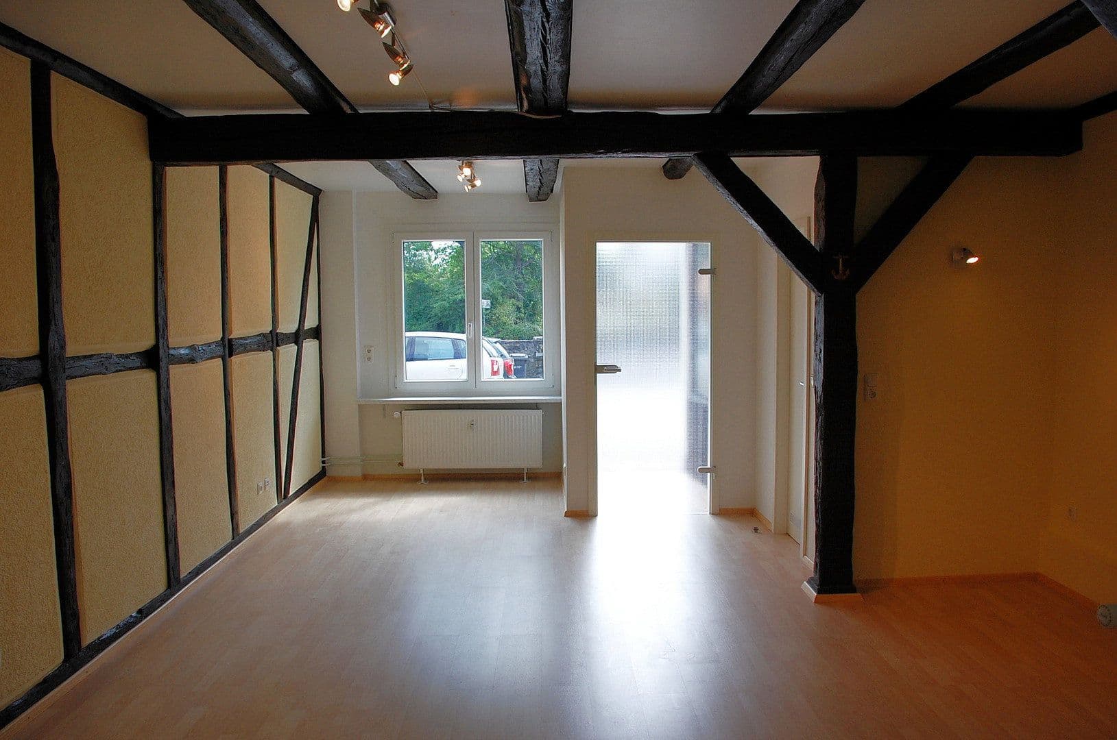 Prenájom bytu 1-izbový 43 m², Dorfstr. 17, Wolfsburg, Dolné Sasko Prenájom bytu 1-izbový 43 m², Dorfstr. 17, Wolfsburg, Dolné Sasko