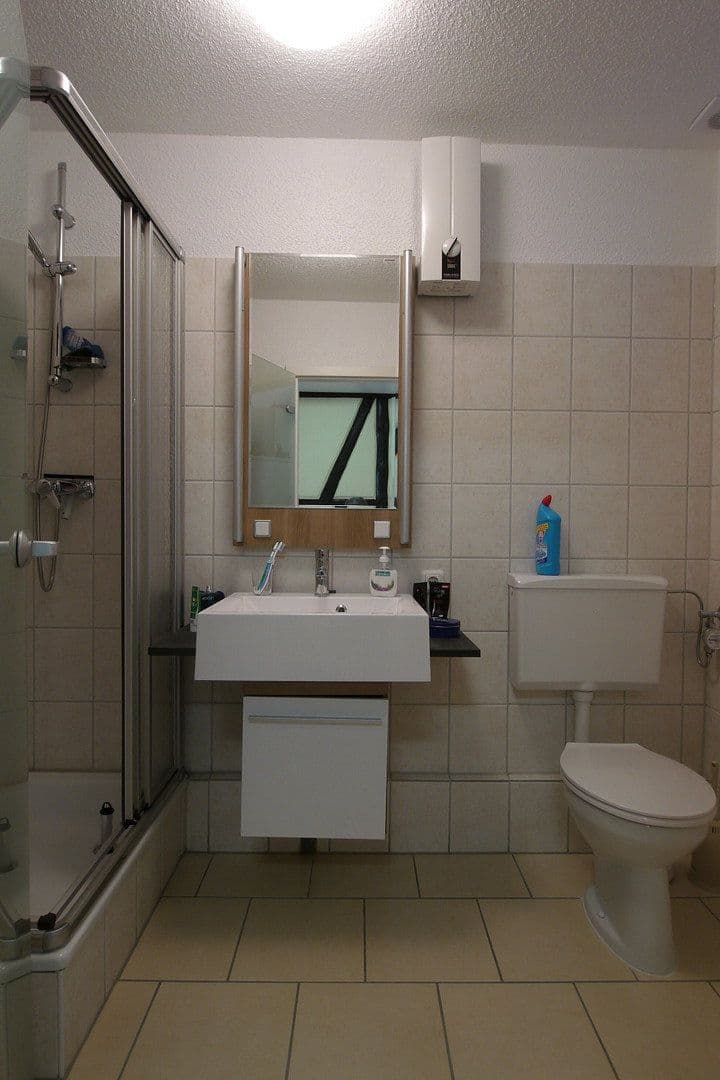 Prenájom bytu 1-izbový 43 m², Dorfstr. 17, Wolfsburg, Dolné Sasko Prenájom bytu 1-izbový 43 m², Dorfstr. 17, Wolfsburg, Dolné Sasko