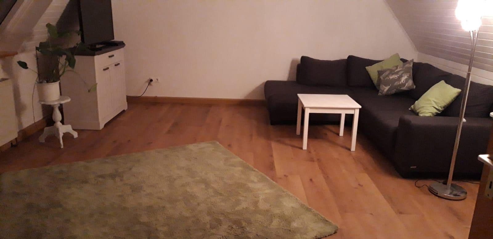 Prenájom domu 116 m², pozemok 556 m², Wieseth, Bavorsko Prenájom domu 116 m², pozemok 556 m², Wieseth, Bavorsko