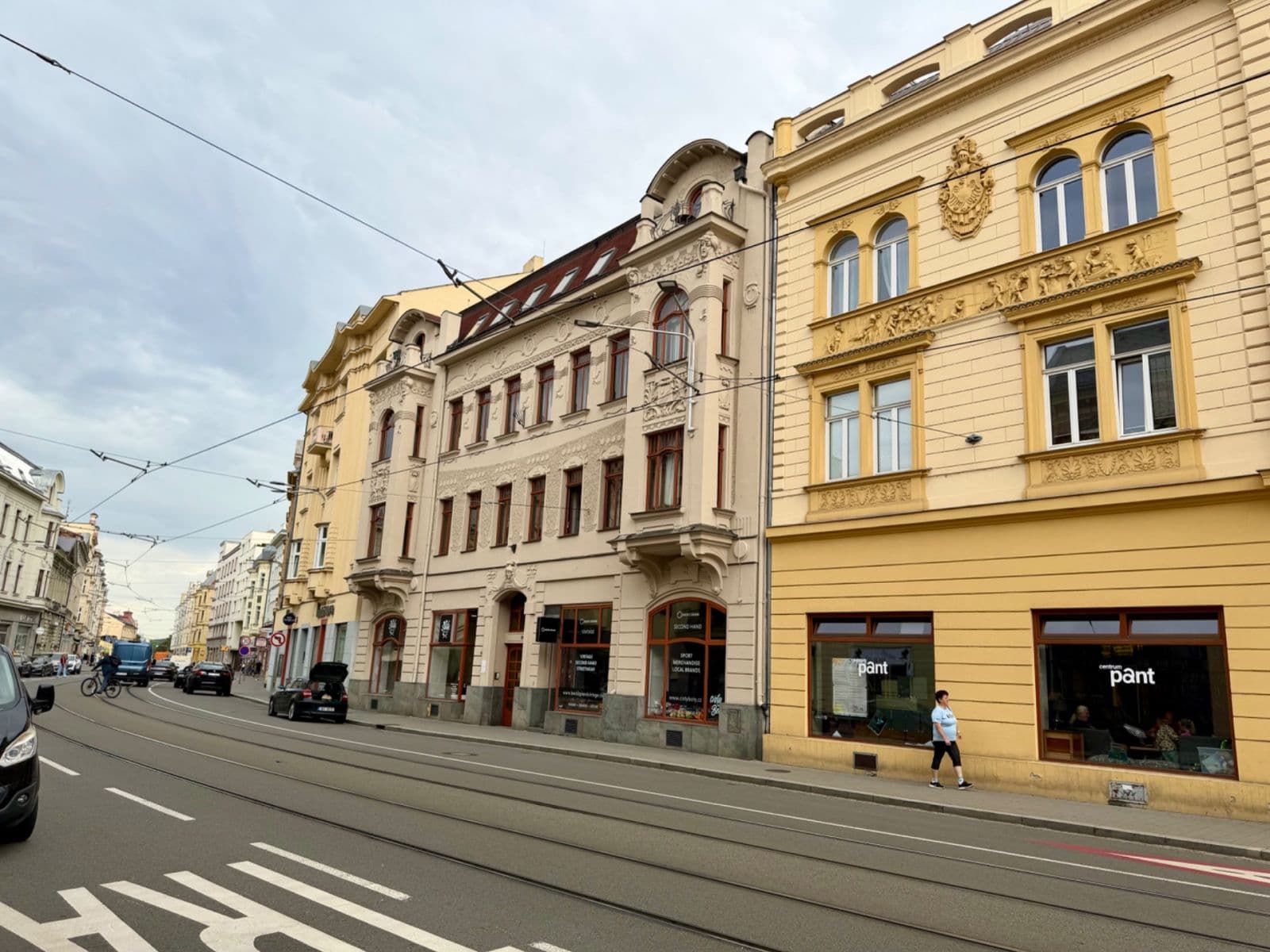 Prenájom bytu 3-izbový 108 m², Nádražní, Ostrava, Moravskoslezský kraj Prenájom bytu 3-izbový 108 m², Nádražní, Ostrava, Moravskoslezský kraj