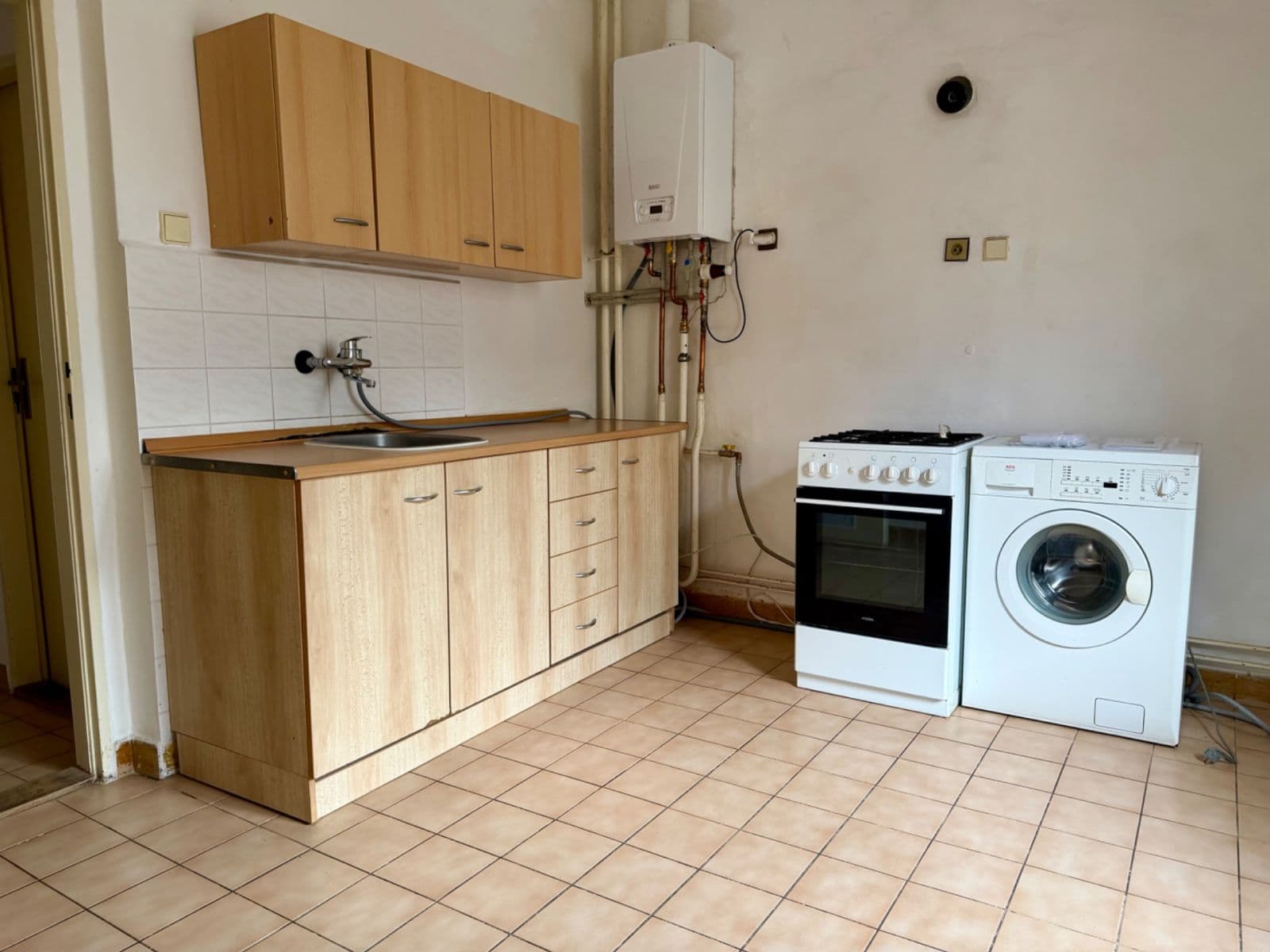 Prenájom bytu 3-izbový 108 m², Nádražní, Ostrava, Moravskoslezský kraj Prenájom bytu 3-izbový 108 m², Nádražní, Ostrava, Moravskoslezský kraj