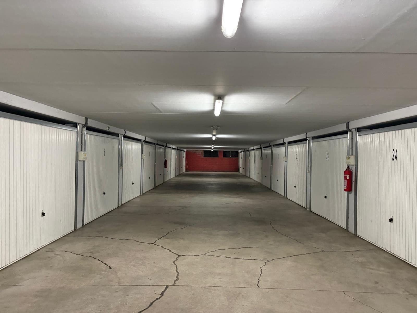 Predaj garáže 16 m², Český Krumlov, Jihočeský kraj Predaj garáže 16 m², Český Krumlov, Jihočeský kraj