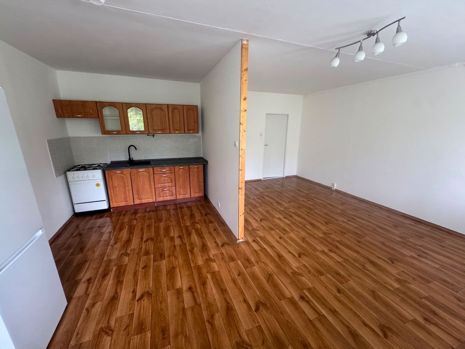 Prenájom bytu 3-izbový 69 m², Trnovanská, Teplice, Ústecký kraj Prenájom bytu 3-izbový 69 m², Trnovanská, Teplice, Ústecký kraj