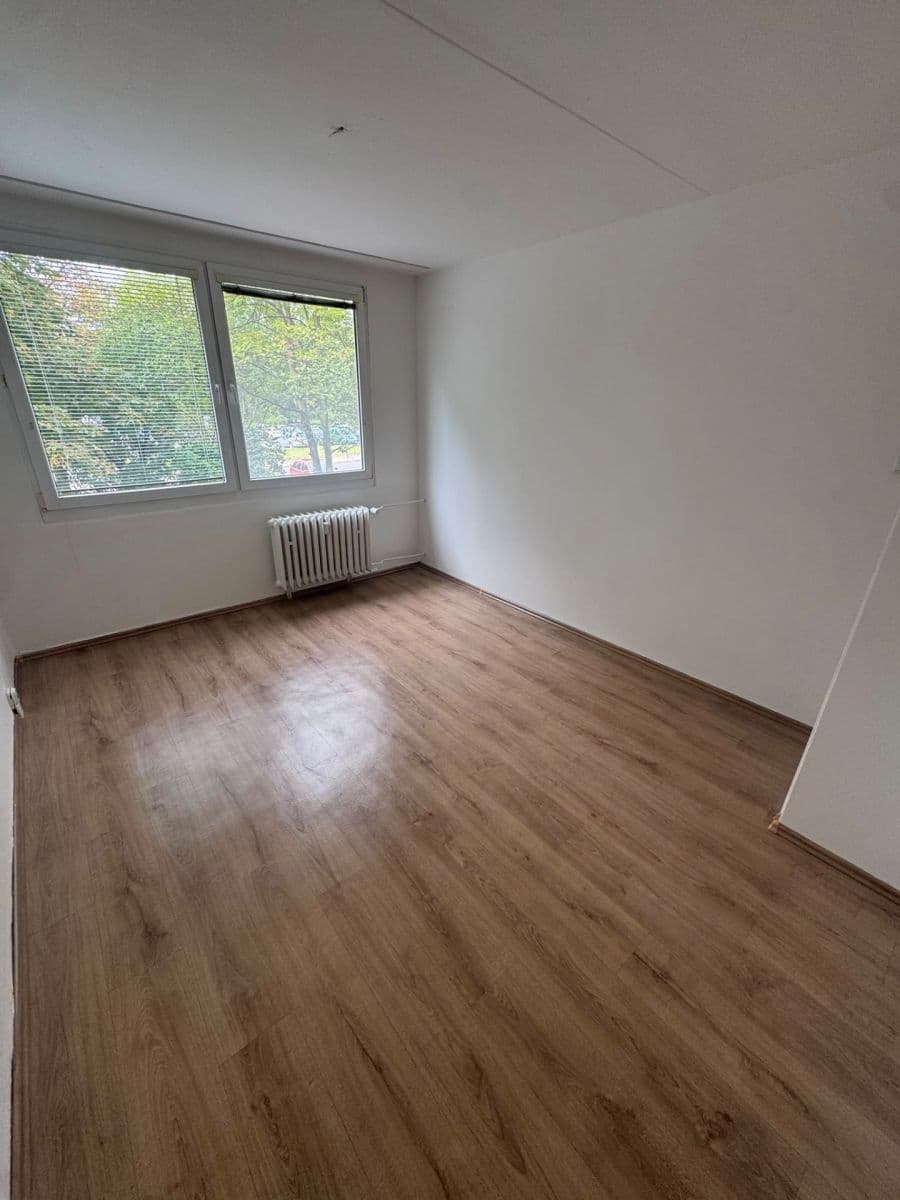 Prenájom bytu 3-izbový 69 m², Trnovanská, Teplice, Ústecký kraj Prenájom bytu 3-izbový 69 m², Trnovanská, Teplice, Ústecký kraj