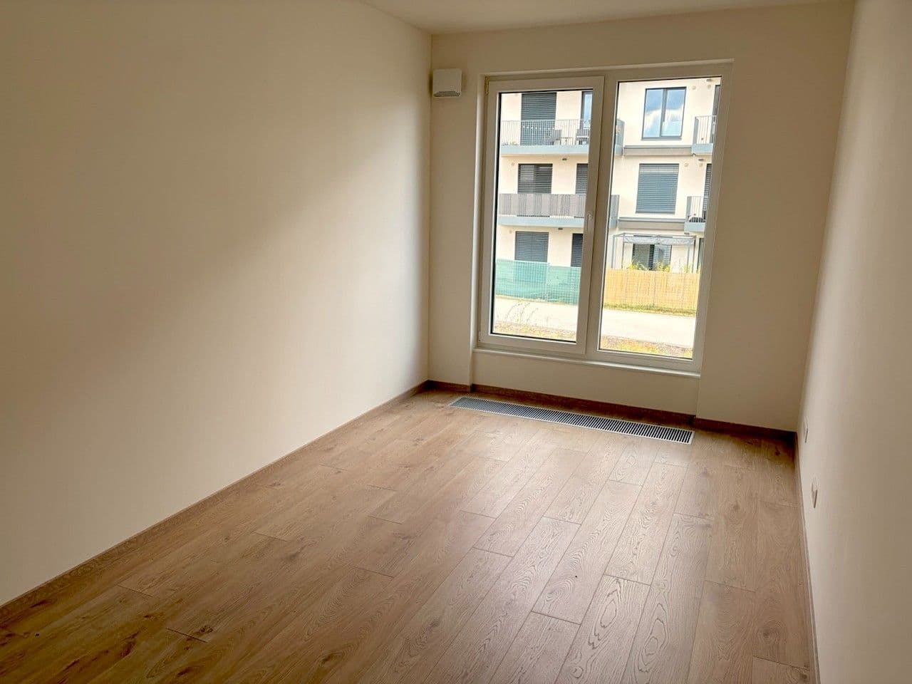 Prenájom bytu 2-izbový 47 m², Haenkeho, Praha, Praha Prenájom bytu 2-izbový 47 m², Haenkeho, Praha, Praha