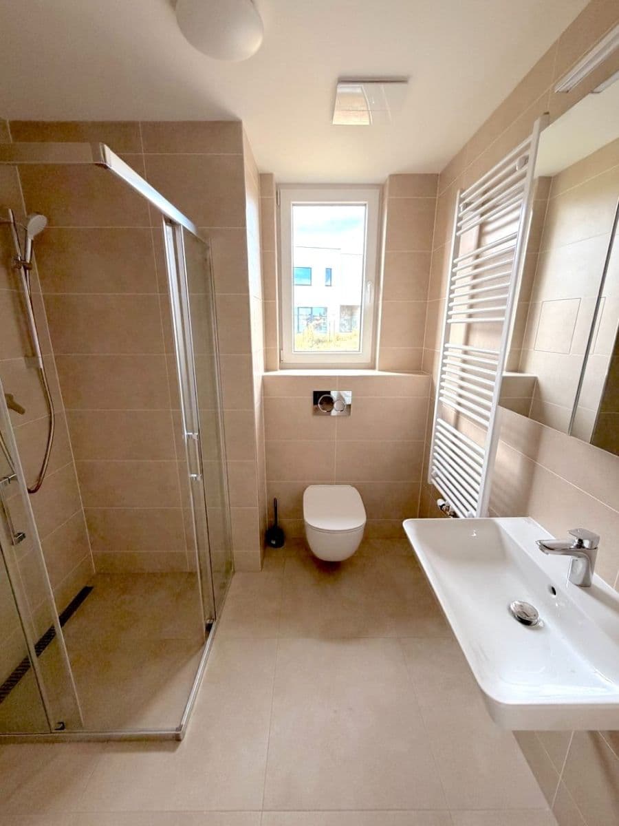 Prenájom bytu 2-izbový 47 m², Haenkeho, Praha, Praha Prenájom bytu 2-izbový 47 m², Haenkeho, Praha, Praha