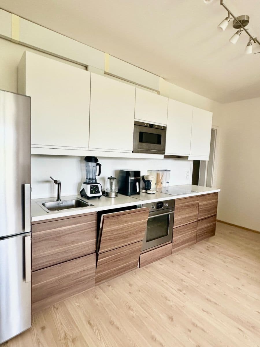 Prenájom bytu 1-izbový 51 m², Davídkova, Praha, Praha Prenájom bytu 1-izbový 51 m², Davídkova, Praha, Praha