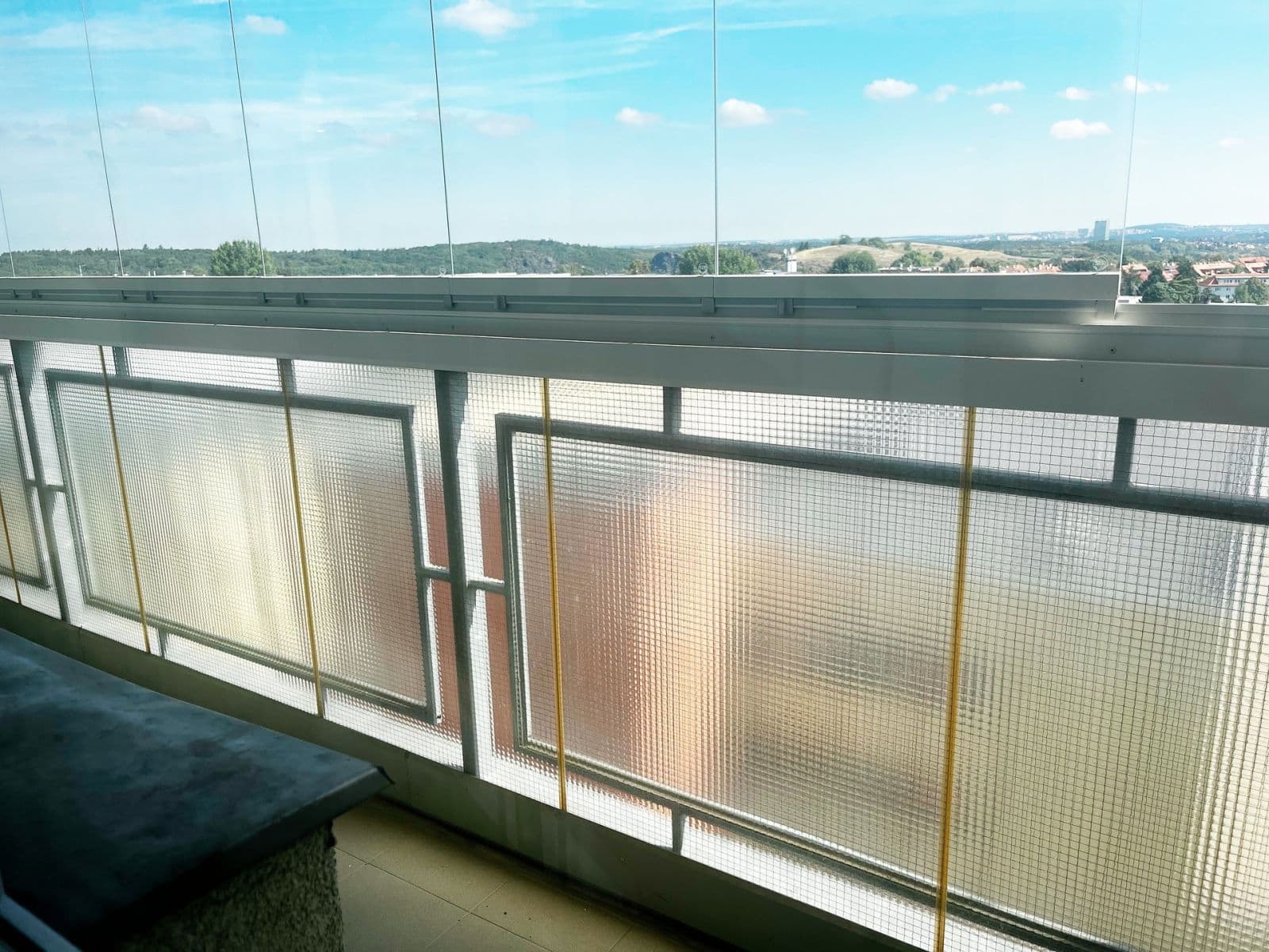Prenájom bytu 2-izbový 41 m², Ciolkovského, Praha, Praha Prenájom bytu 2-izbový 41 m², Ciolkovského, Praha, Praha