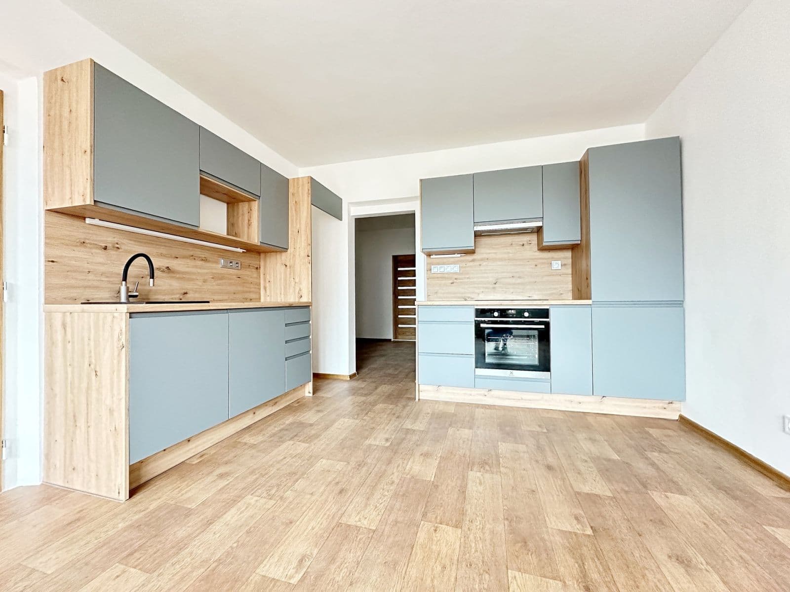 Prenájom bytu 3-izbový 81 m², Čechovská, Příbram, Středočeský kraj Prenájom bytu 3-izbový 81 m², Čechovská, Příbram, Středočeský kraj