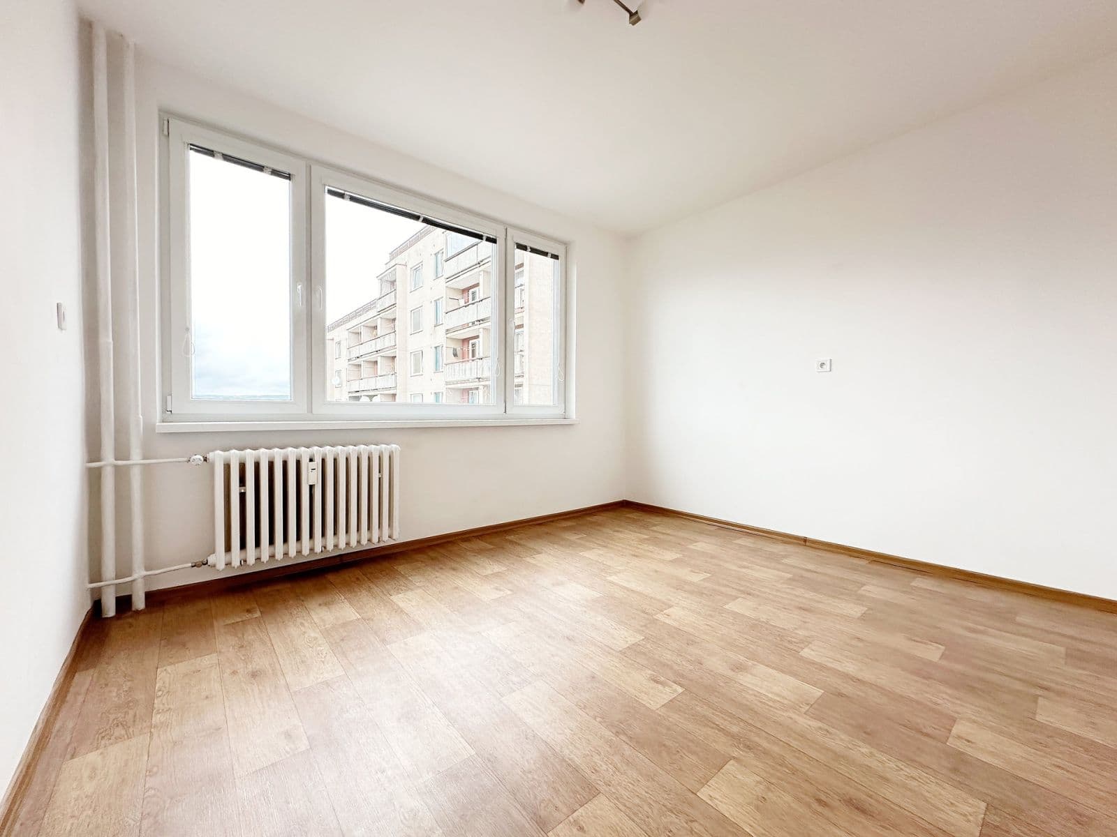 Prenájom bytu 3-izbový 81 m², Čechovská, Příbram, Středočeský kraj Prenájom bytu 3-izbový 81 m², Čechovská, Příbram, Středočeský kraj