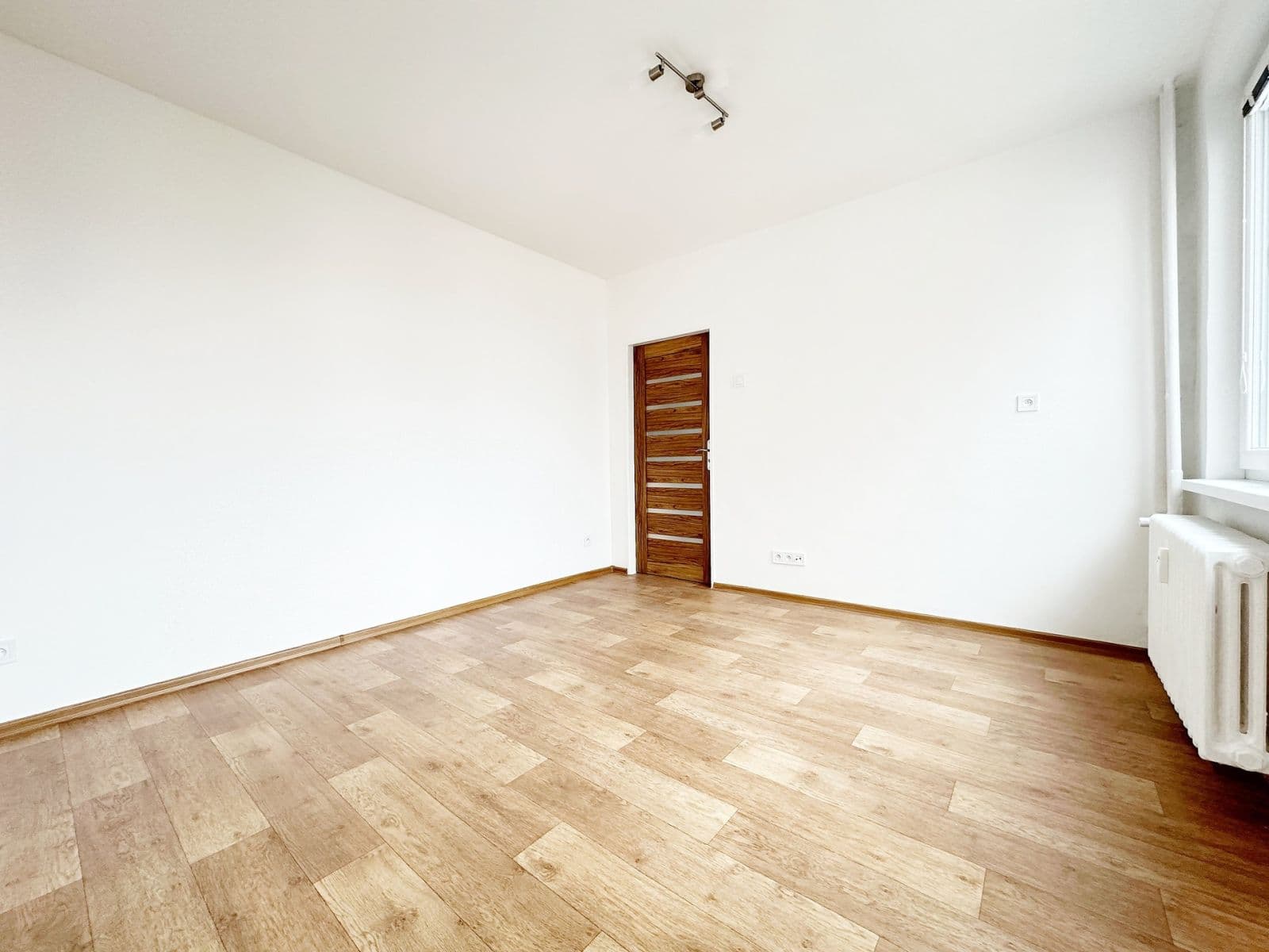 Prenájom bytu 3-izbový 81 m², Čechovská, Příbram, Středočeský kraj Prenájom bytu 3-izbový 81 m², Čechovská, Příbram, Středočeský kraj