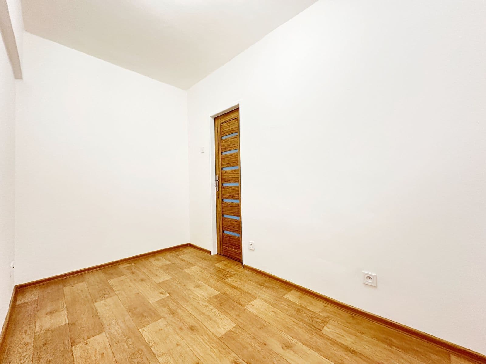 Prenájom bytu 3-izbový 81 m², Čechovská, Příbram, Středočeský kraj Prenájom bytu 3-izbový 81 m², Čechovská, Příbram, Středočeský kraj