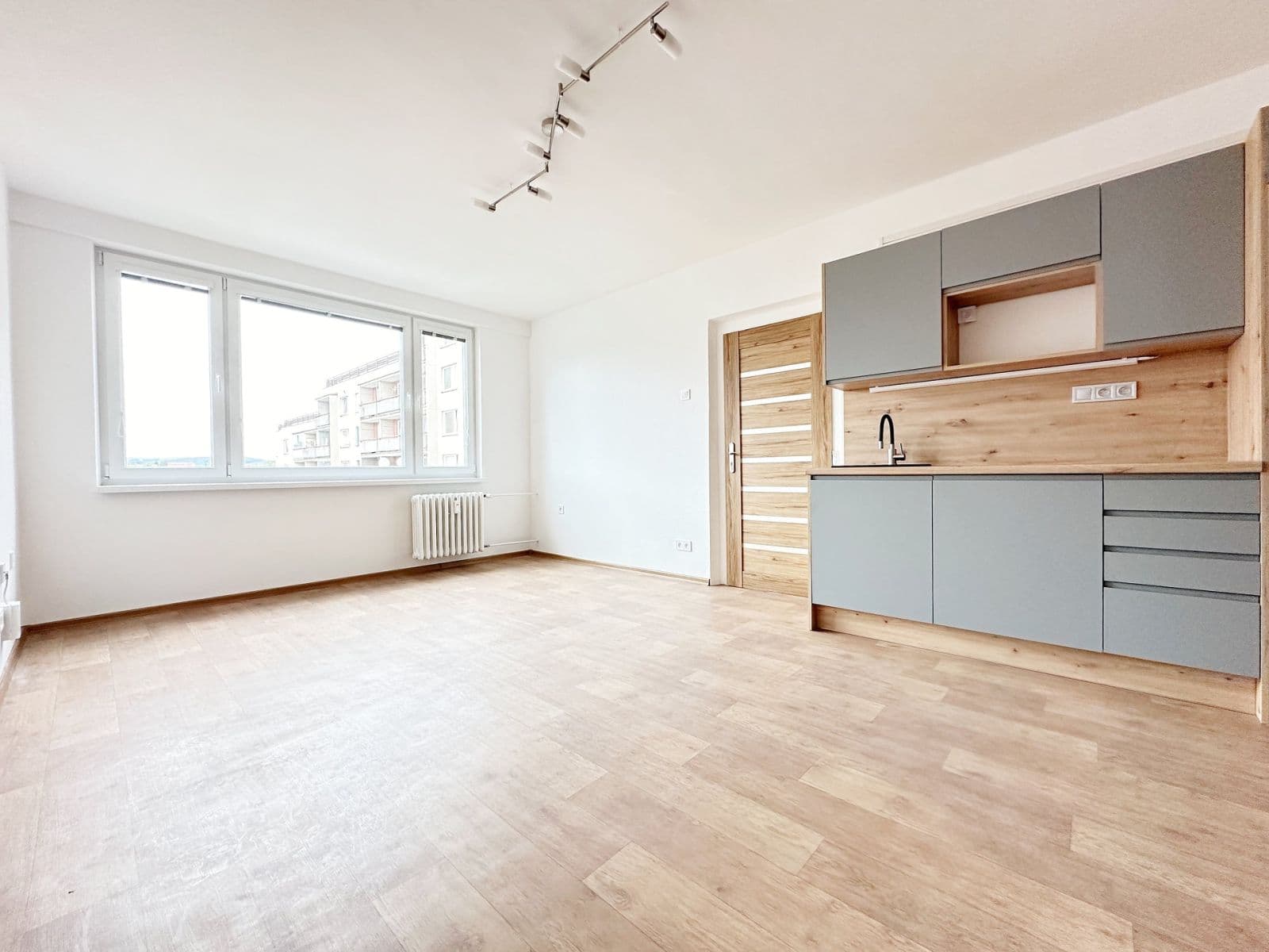 Prenájom bytu 3-izbový 81 m², Čechovská, Příbram, Středočeský kraj Prenájom bytu 3-izbový 81 m², Čechovská, Příbram, Středočeský kraj