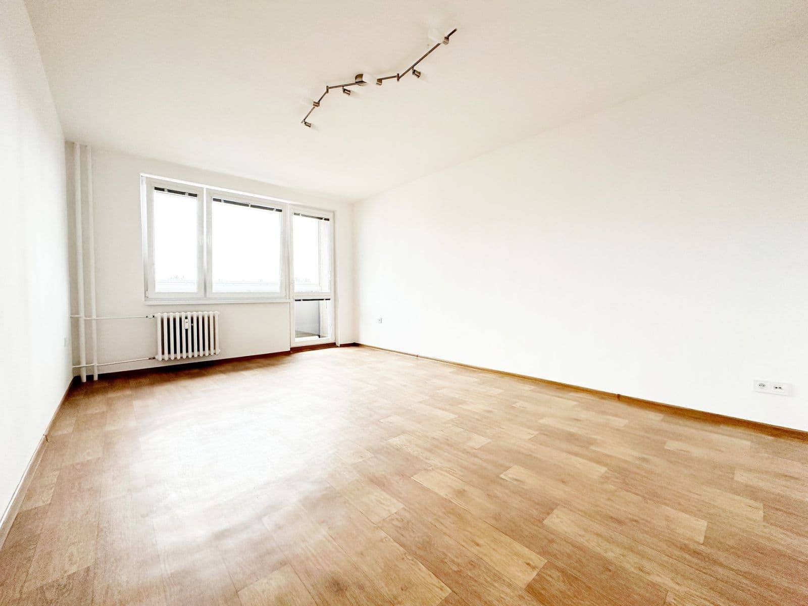 Prenájom bytu 3-izbový 81 m², Čechovská, Příbram, Středočeský kraj Prenájom bytu 3-izbový 81 m², Čechovská, Příbram, Středočeský kraj