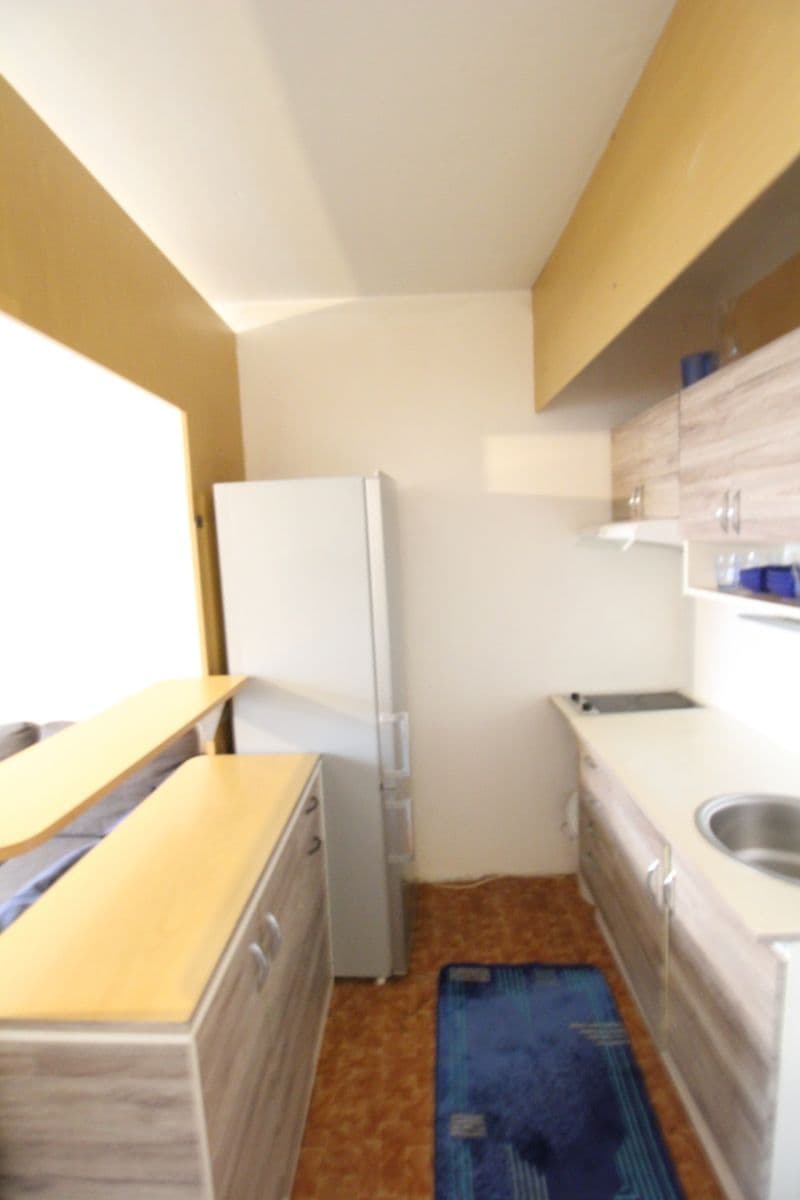 Prenájom bytu 1-izbový 31 m², Nad Opatovem, Praha, Praha Prenájom bytu 1-izbový 31 m², Nad Opatovem, Praha, Praha