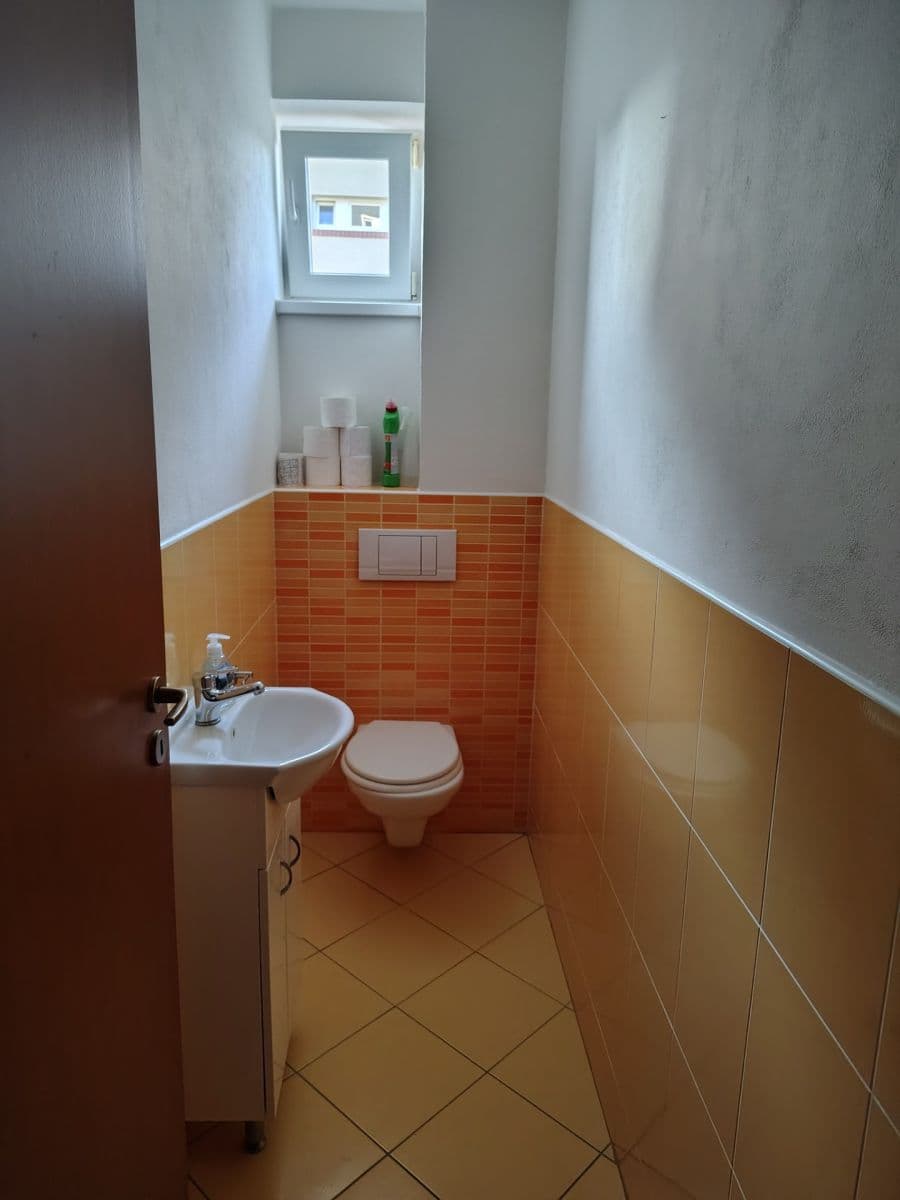 Prenájom bytu 3-izbový 92 m², Školní, Bakov nad Jizerou, Středočeský kraj Prenájom bytu 3-izbový 92 m², Školní, Bakov nad Jizerou, Středočeský kraj