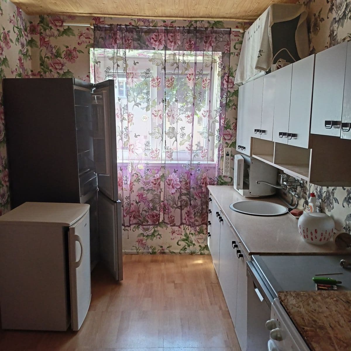 Prenájom bytu 2-izbový 54 m², Dašická, Pardubice, Pardubický kraj Prenájom bytu 2-izbový 54 m², Dašická, Pardubice, Pardubický kraj