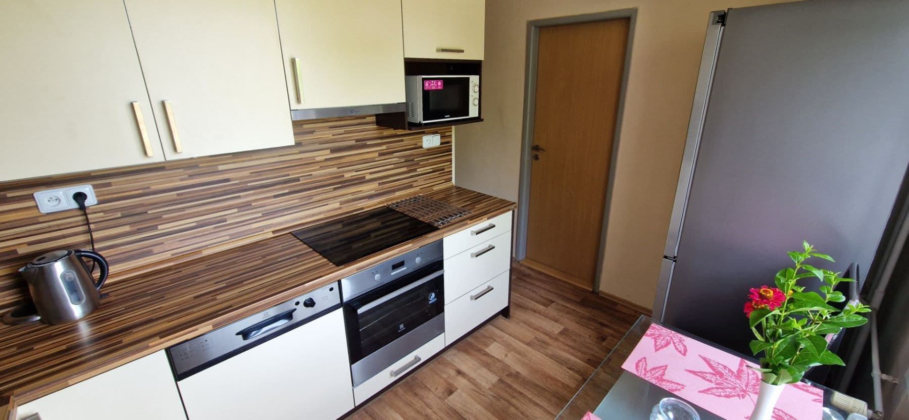 Prenájom bytu 2-izbový 54 m², Pod Lipami, Praha, Praha Prenájom bytu 2-izbový 54 m², Pod Lipami, Praha, Praha