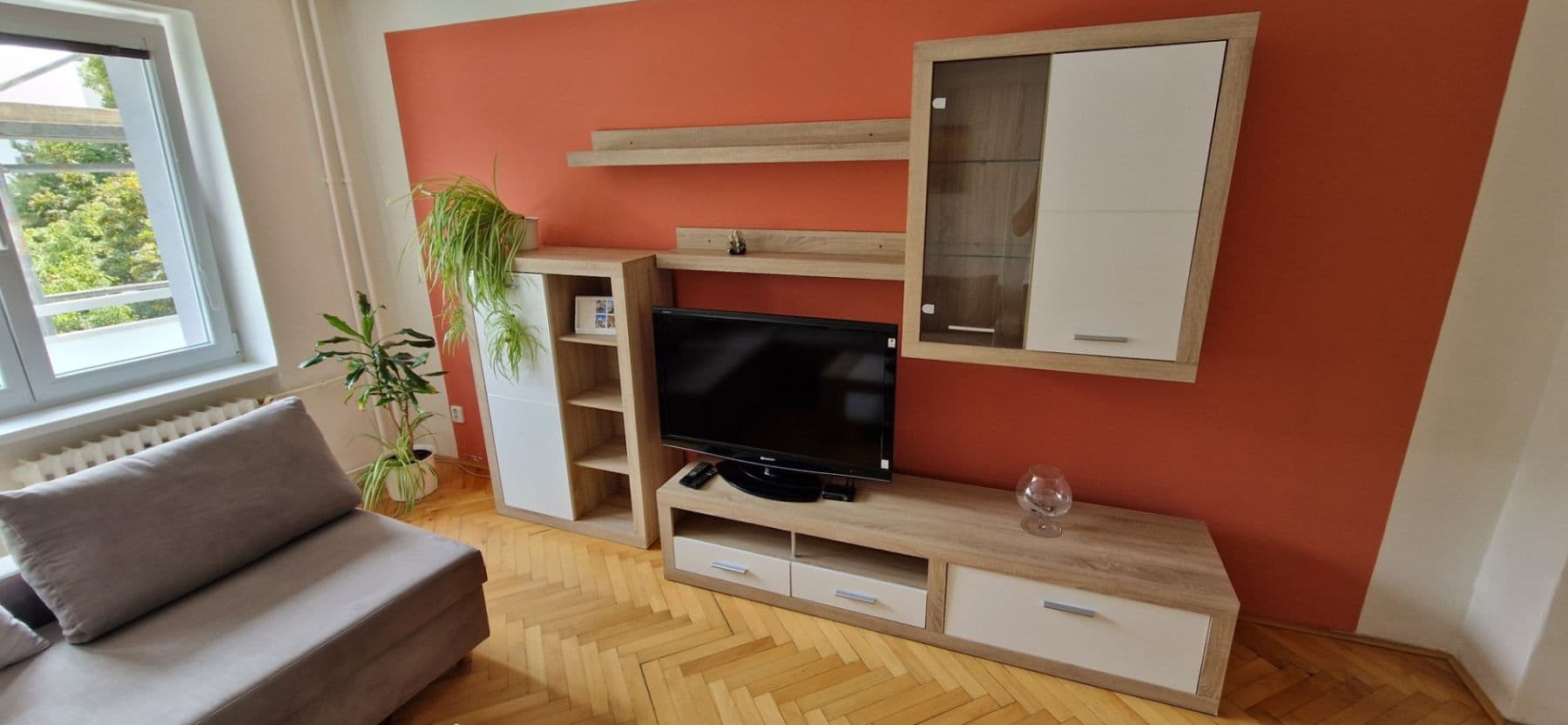 Prenájom bytu 2-izbový 54 m², Pod Lipami, Praha, Praha Prenájom bytu 2-izbový 54 m², Pod Lipami, Praha, Praha