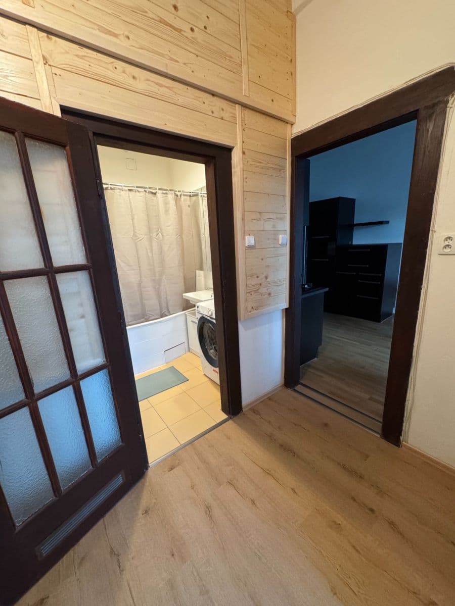 Prenájom bytu 2-izbový 52 m², Kolbenova, Praha, Praha Prenájom bytu 2-izbový 52 m², Kolbenova, Praha, Praha