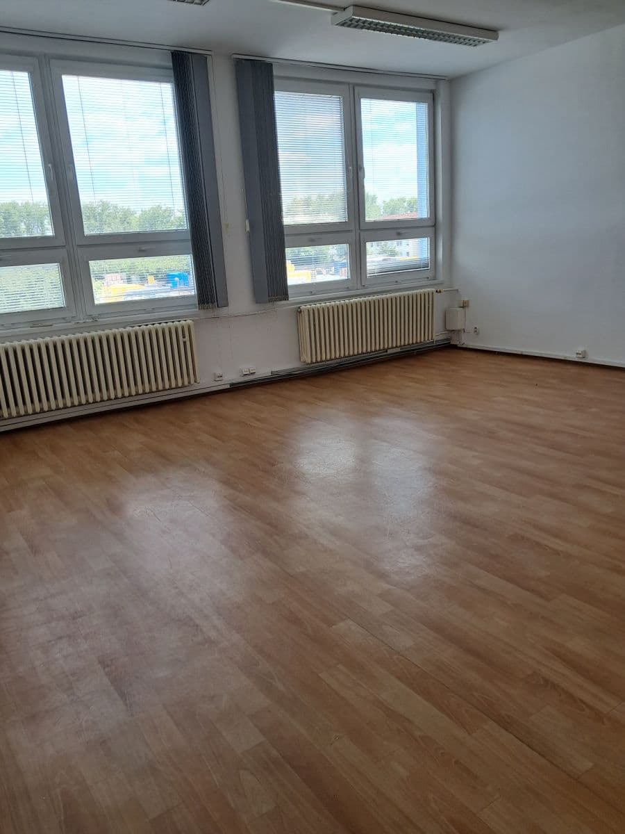 Prenájom kancelárie 192 m², Drahelická, Nymburk, Středočeský kraj Prenájom kancelárie 192 m², Drahelická, Nymburk, Středočeský kraj