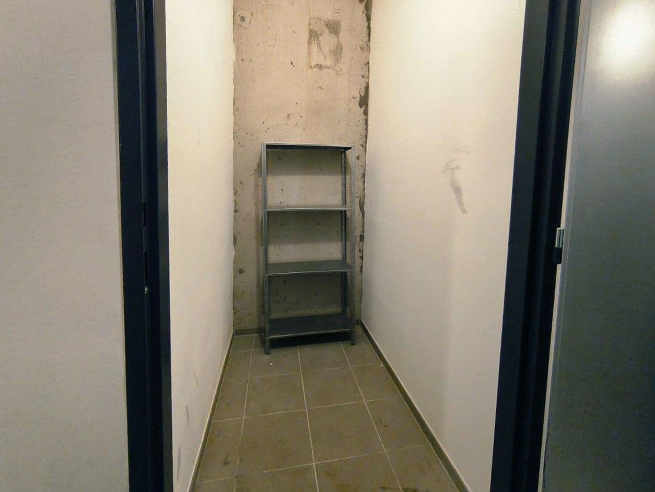 Prenájom bytu 1-izbový 41 m², Práčská, Praha, Praha Prenájom bytu 1-izbový 41 m², Práčská, Praha, Praha