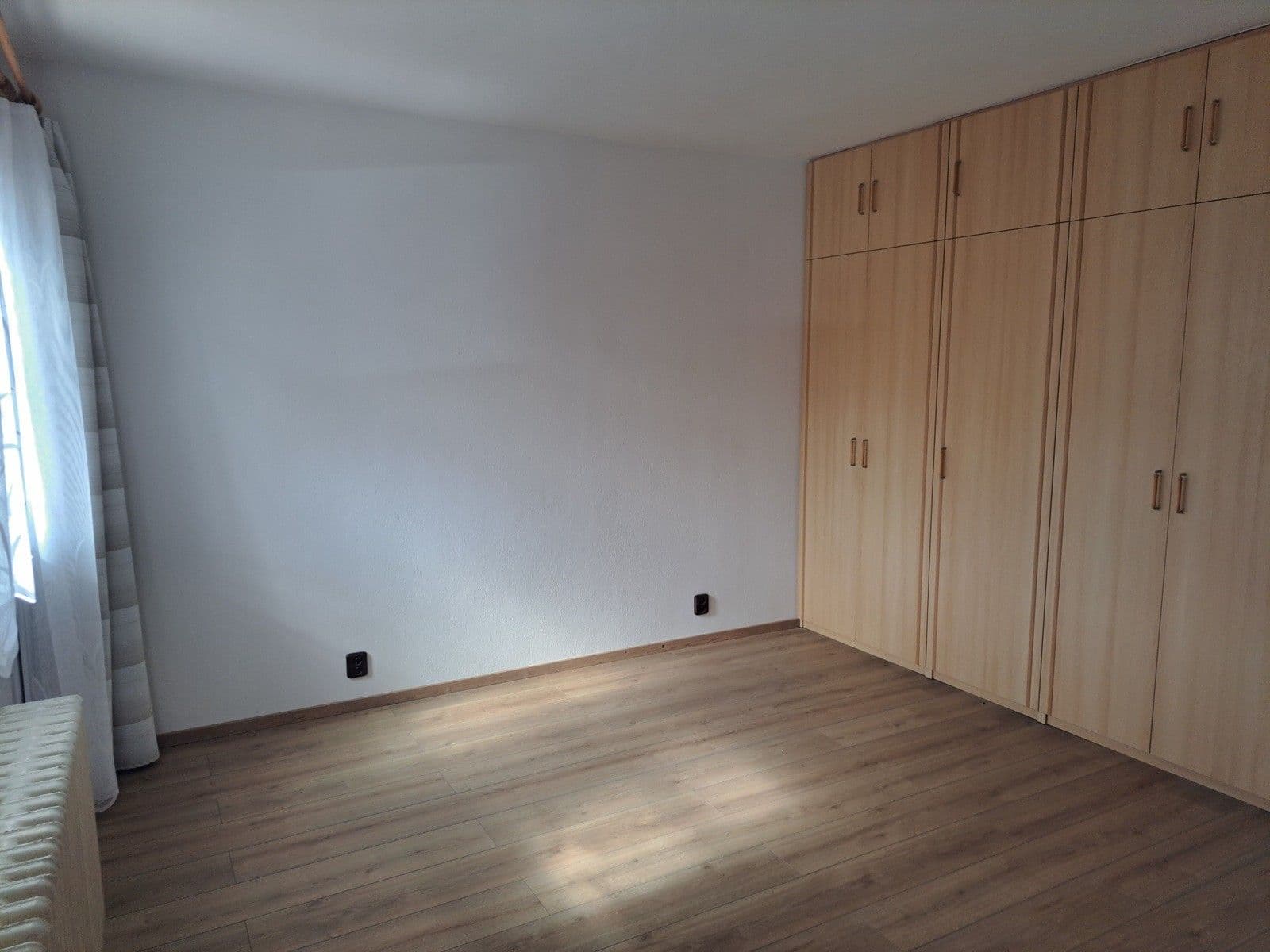 Prenájom bytu 4-izbový 180 m², Plánice, Plzeňský kraj Prenájom bytu 4-izbový 180 m², Plánice, Plzeňský kraj