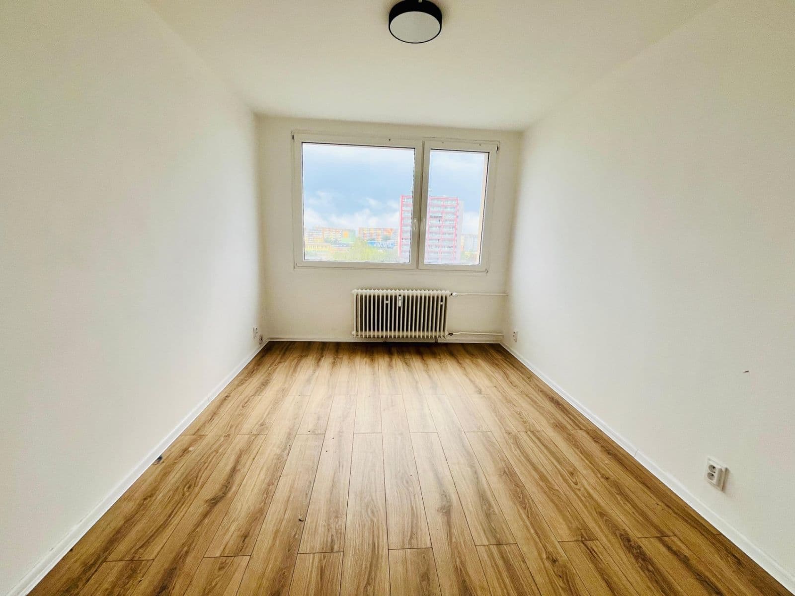 Prenájom bytu 3-izbový 72 m², Javorová, Most, Ústecký kraj Prenájom bytu 3-izbový 72 m², Javorová, Most, Ústecký kraj