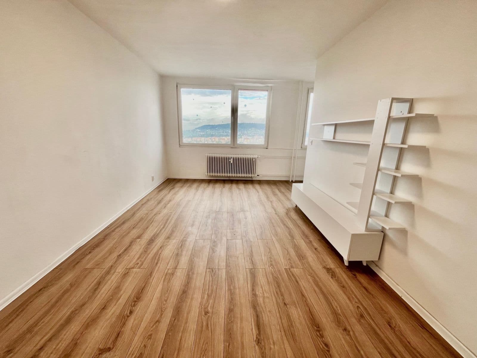 Prenájom bytu 3-izbový 72 m², Javorová, Most, Ústecký kraj Prenájom bytu 3-izbový 72 m², Javorová, Most, Ústecký kraj