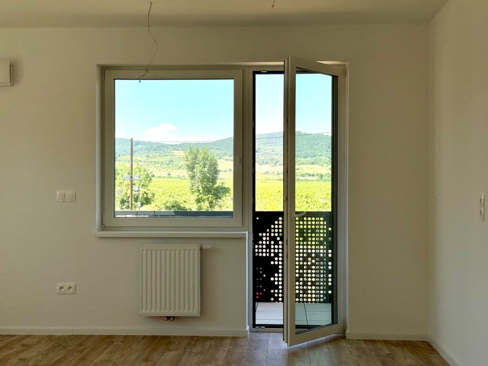 Predaj bytu 2-izbový 50 m², Limbašská cesta, Pezinok, Bratislavský kraj Predaj bytu 2-izbový 50 m², Limbašská cesta, Pezinok, Bratislavský kraj