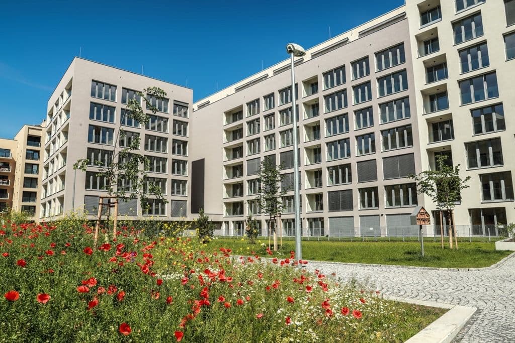 Prenájom garáže 15 m², Breitfeldova, Praha, Praha Prenájom garáže 15 m², Breitfeldova, Praha, Praha