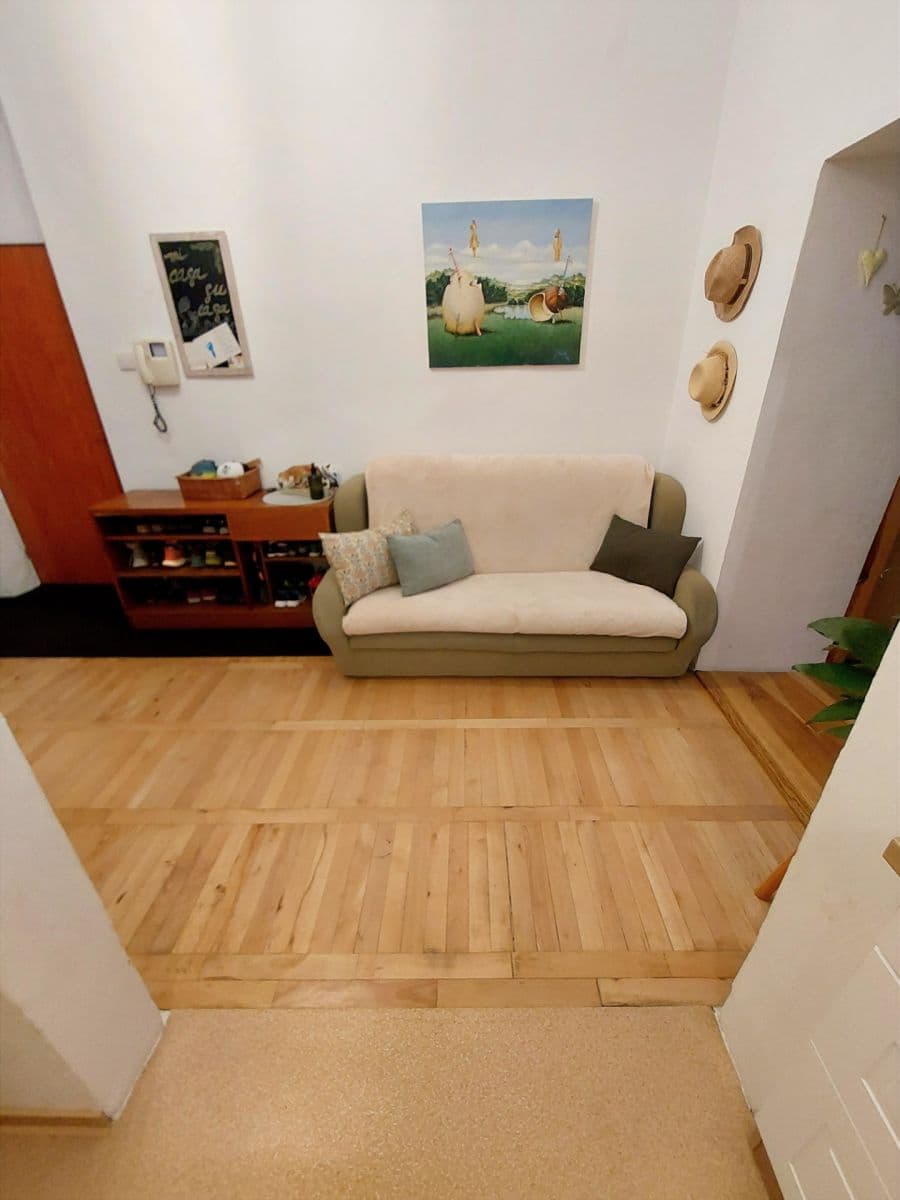 Prenájom bytu 2-izbový 77 m², Hybešova, Brno, Jihomoravský kraj Prenájom bytu 2-izbový 77 m², Hybešova, Brno, Jihomoravský kraj