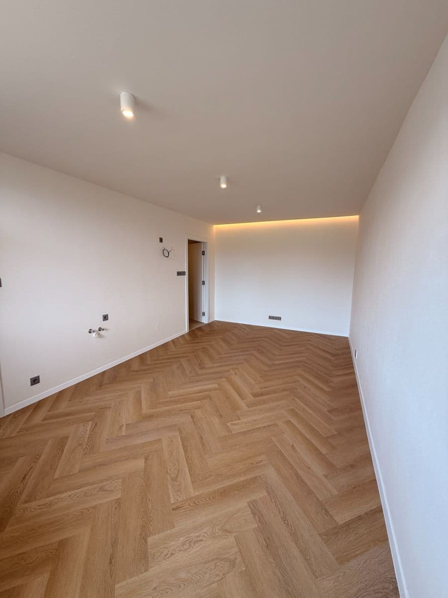 Predaj bytu 2-izbový 34 m², Kojetická, Neratovice, Středočeský kraj Predaj bytu 2-izbový 34 m², Kojetická, Neratovice, Středočeský kraj
