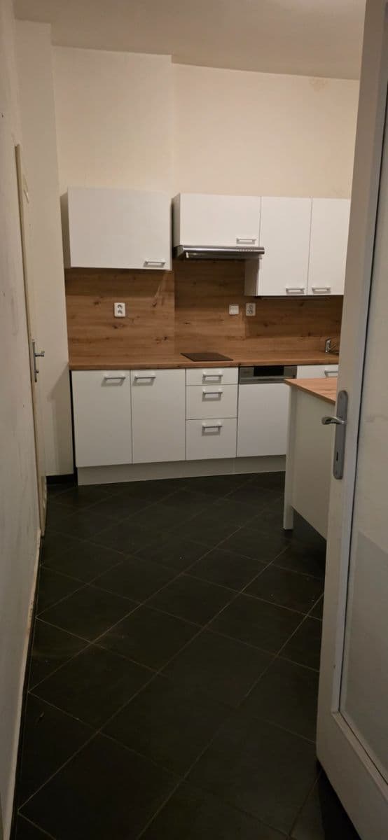 Prenájom bytu 2-izbový 56 m², Petrské náměstí, Praha, Praha Prenájom bytu 2-izbový 56 m², Petrské náměstí, Praha, Praha