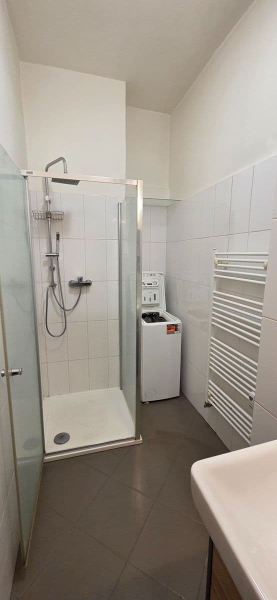 Prenájom bytu 2-izbový 56 m², Petrské náměstí, Praha, Praha Prenájom bytu 2-izbový 56 m², Petrské náměstí, Praha, Praha