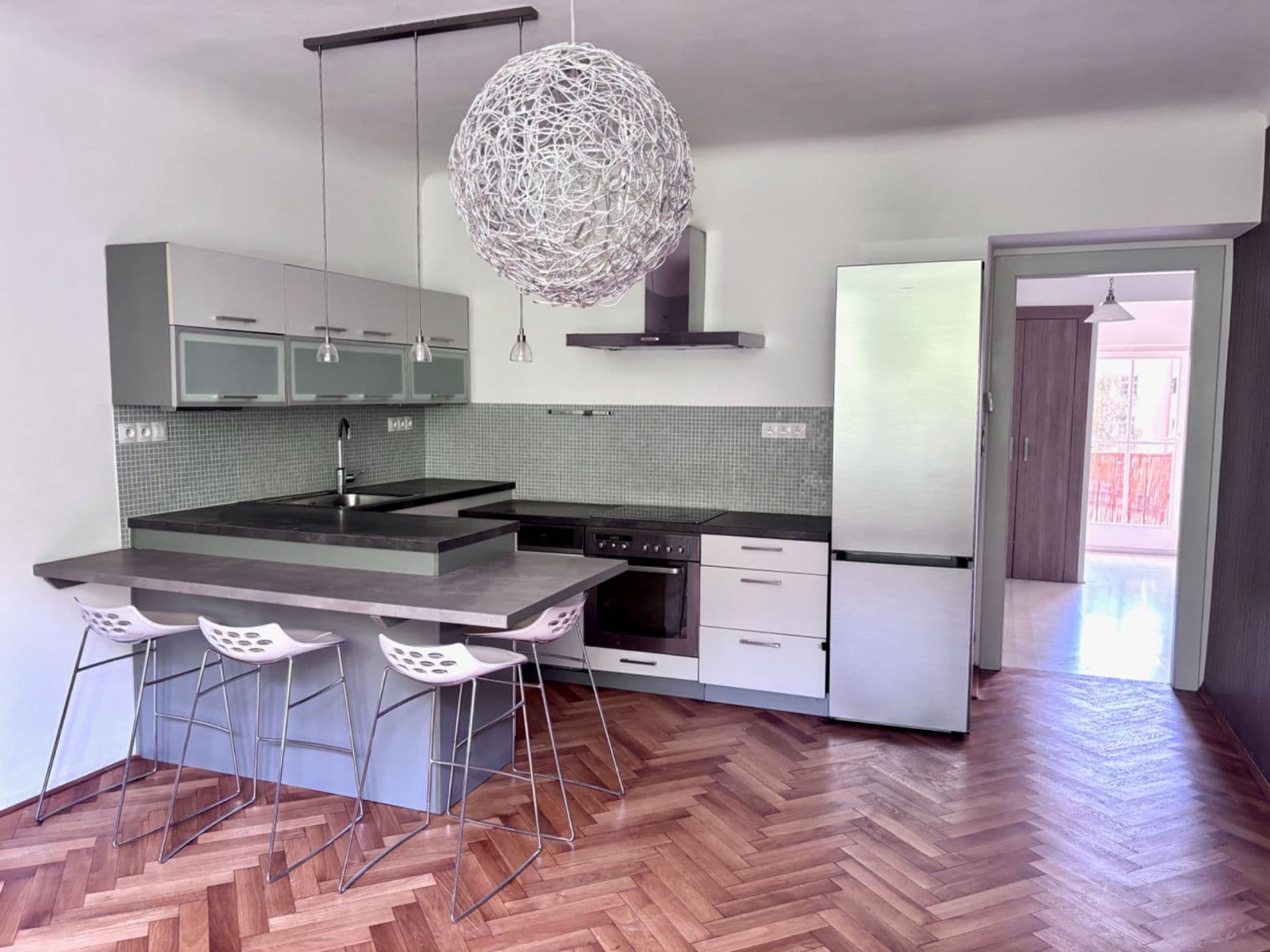 Prenájom bytu 2-izbový 52 m², Domažlická, Praha, Praha Prenájom bytu 2-izbový 52 m², Domažlická, Praha, Praha