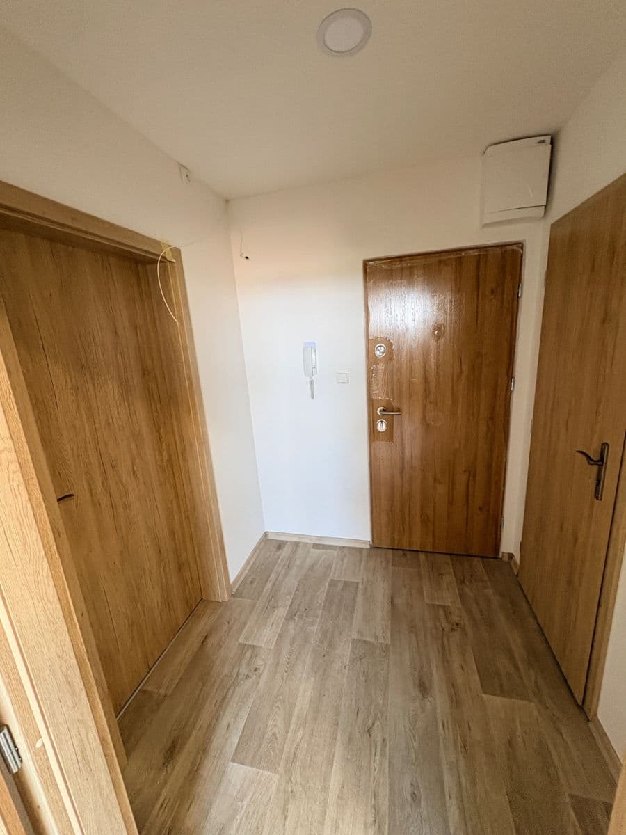 Predaj bytu 2-izbový 40 m², Kutnohorská, Česká Lípa, Liberecký kraj Predaj bytu 2-izbový 40 m², Kutnohorská, Česká Lípa, Liberecký kraj