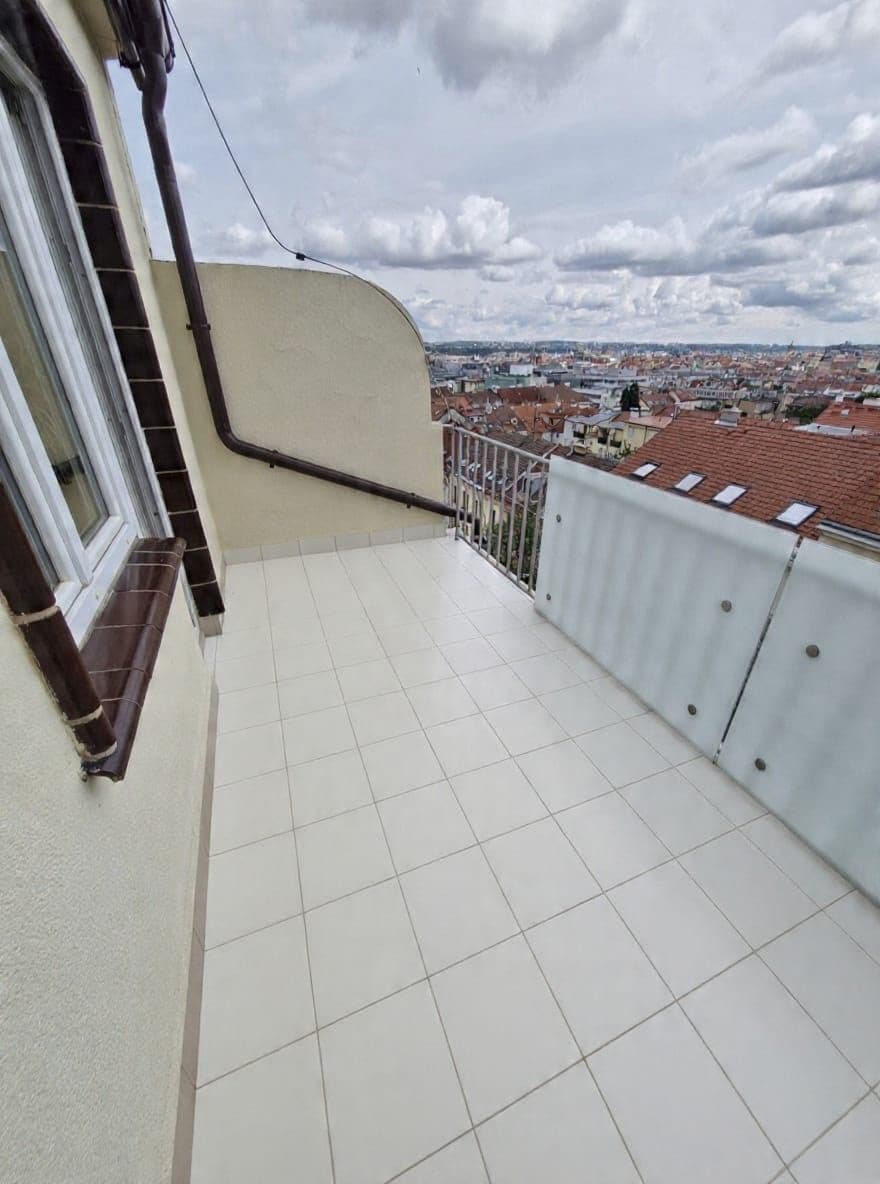 Prenájom bytu 2-izbový 55 m², U Santošky, Praha, Praha Prenájom bytu 2-izbový 55 m², U Santošky, Praha, Praha