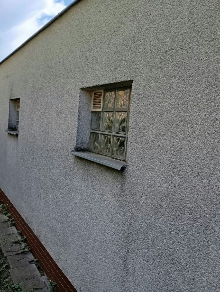 Predaj garáže 16 m², Pod Lipami, Hranice, Olomoucký kraj Predaj garáže 16 m², Pod Lipami, Hranice, Olomoucký kraj